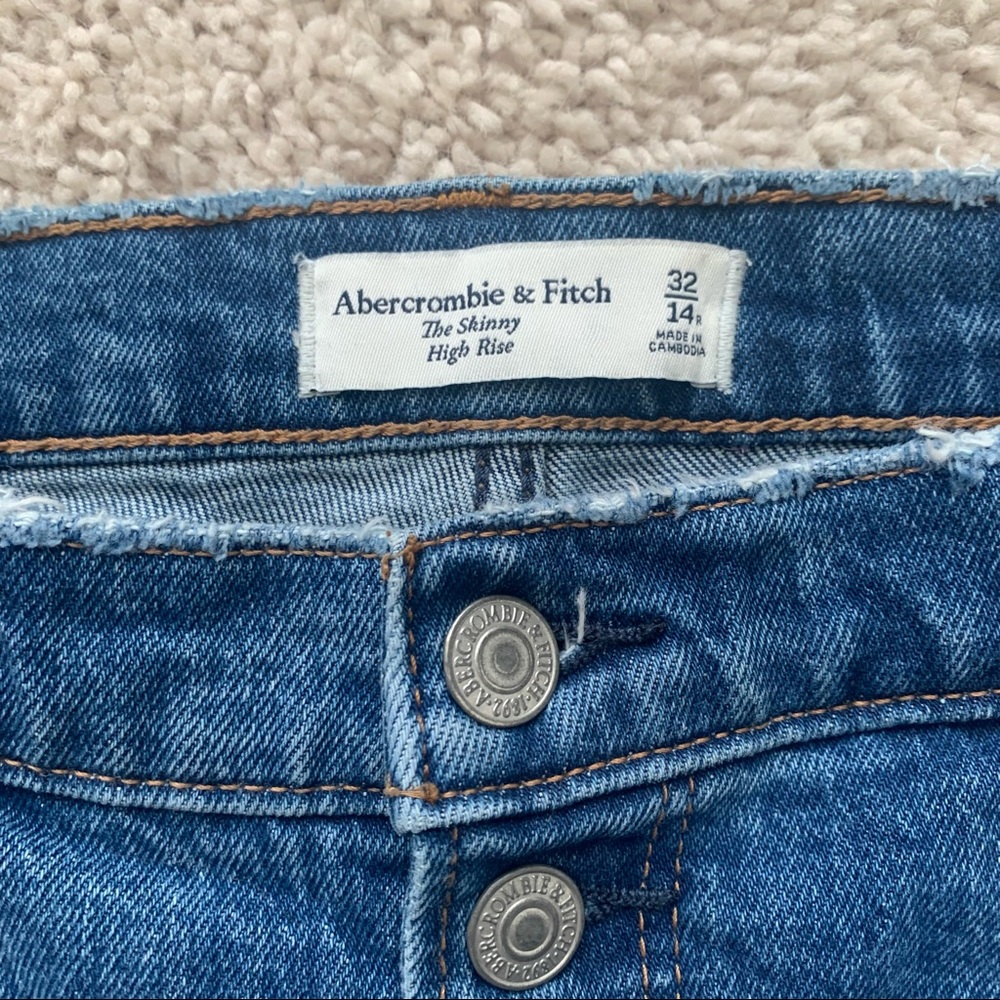 Abercrombie & Fitch High Rise Skinny Jeans